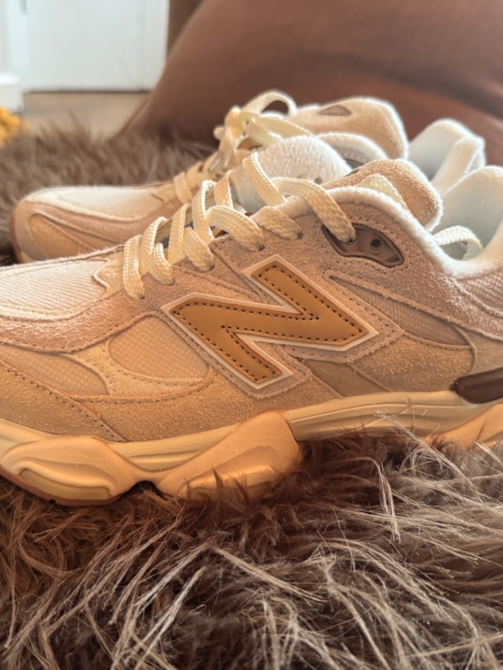 NEW BALANCE 9060 bisque sea salt - Picture 2 of 13